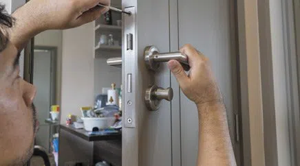 Amber Locksmith Store Fairview, OR 503-207-1193 - Lock-installation